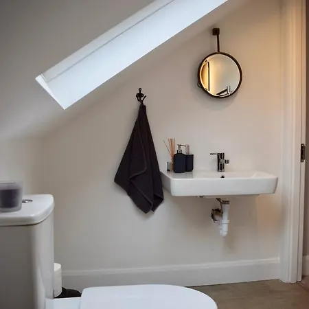 Apartment 3 Bedroom Townhouse In 4 Sleeps 6