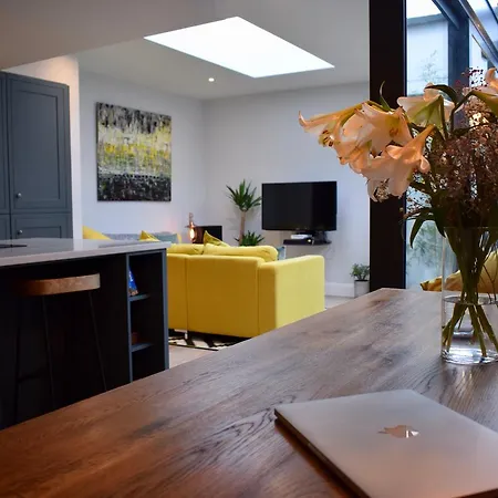 Lägenhet 3 Bedroom Townhouse In 4 Sleeps 6 Dublin